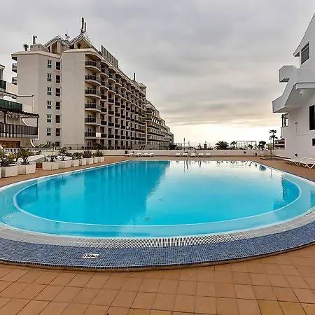 Apartment Parque Royal 1 & *