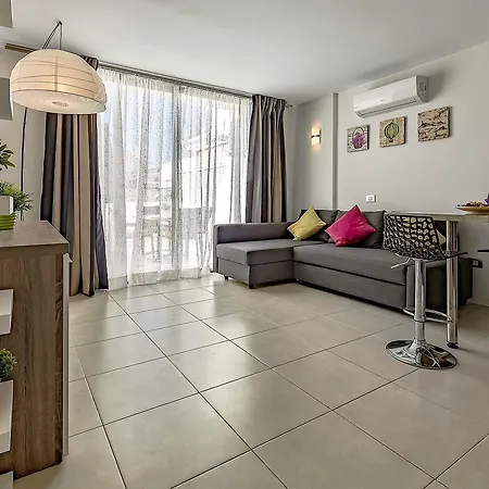 Apartment Parque Royal 1 &
