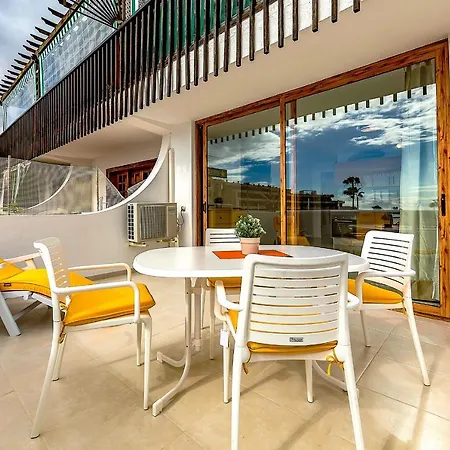 Apartment Parque Royal 1 & *
